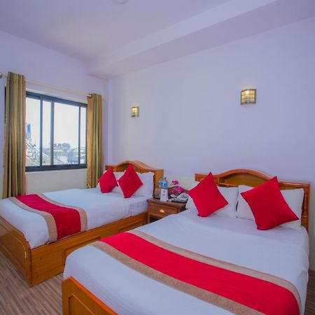 Oyo 255 White Zambala Hotel กาฐมาณฑุ ภายนอก รูปภาพ