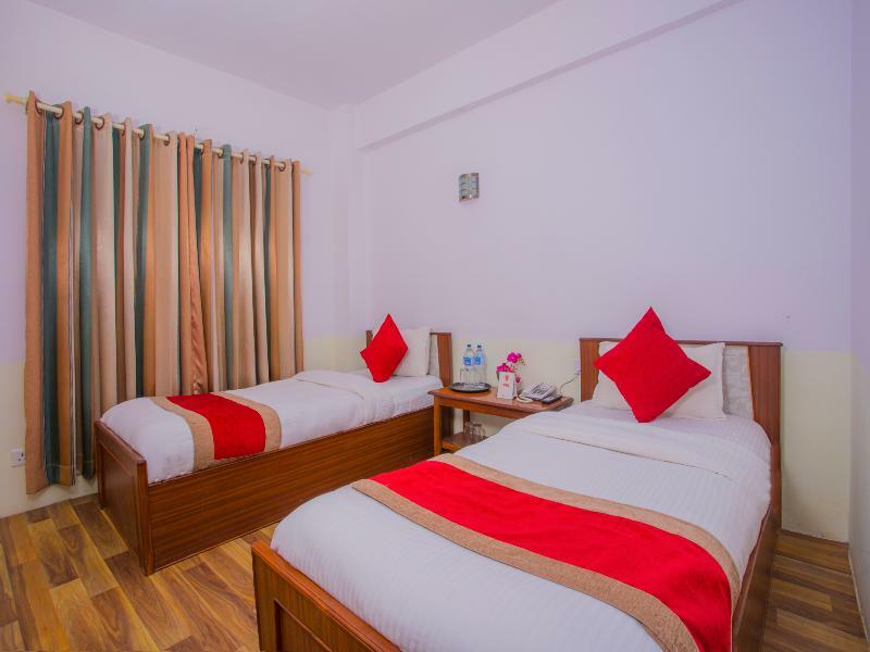 Oyo 255 White Zambala Hotel กาฐมาณฑุ ภายนอก รูปภาพ